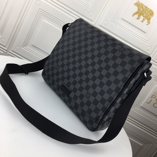 ルイヴィトンバッグ側面デザイン